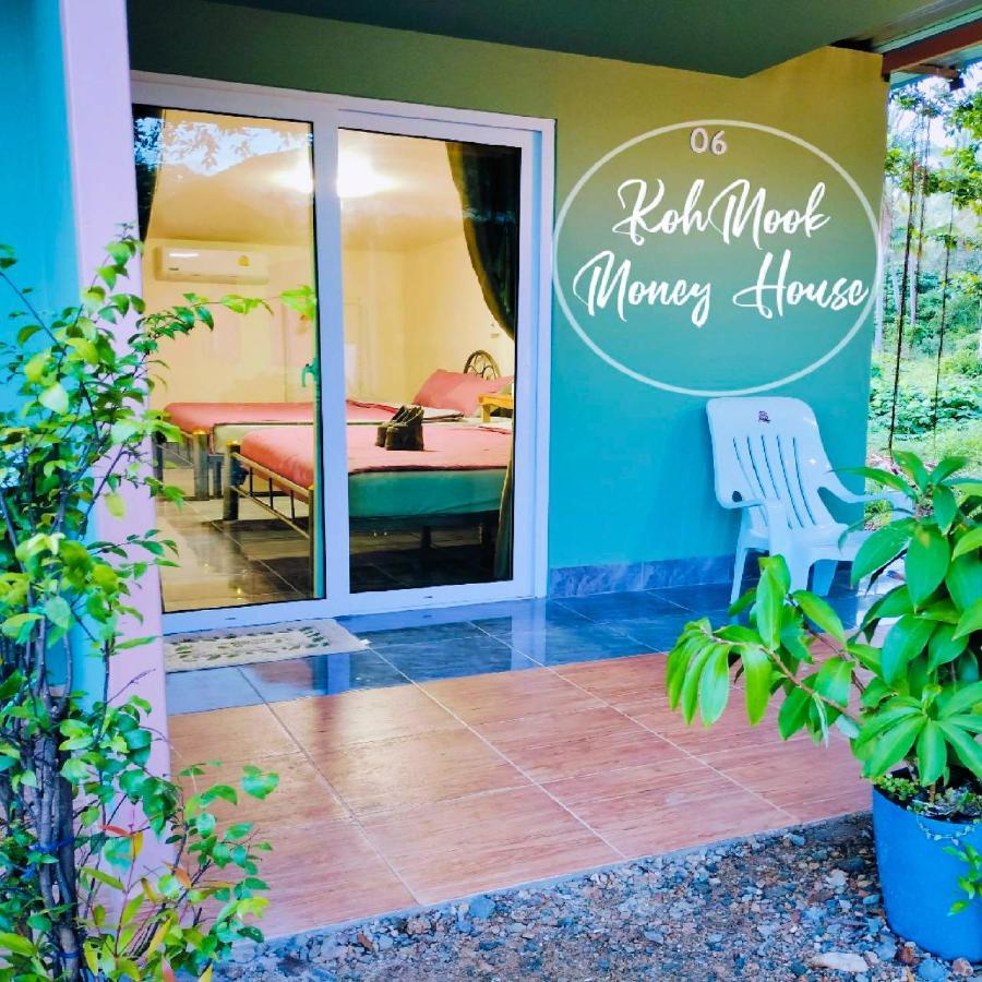 Kohmook​ Money​ House Apartment เกาะมุก ภายนอก รูปภาพ